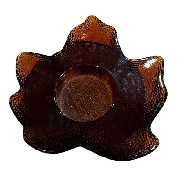 Bath & Body works 2 candle holders.   2 leaf tea light holders ( not BBW) - Picture 6 of 11